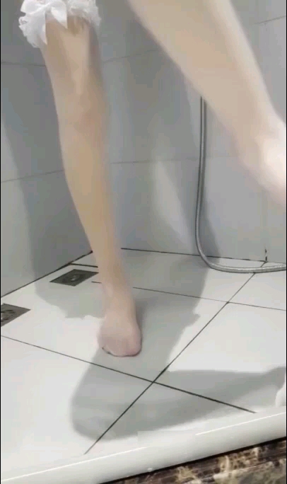 W+efreinhumikeWMul0g5rW05a6kIOS4iw==