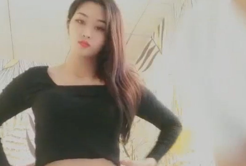 6YWS5bqX5YG35ouN5LiO6ZW/6IW/576O5aWz5YGa54ixIQ==