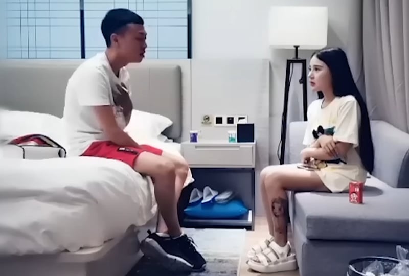 MzAwMOWFg+e6puS6huS9jeeUnOe+juaAp+aEn+eahOaegeWTgee+juWlsyzmr4/mrKHnlKjlipvmj5Lpg73nl5vnmoTlpKflj6sh