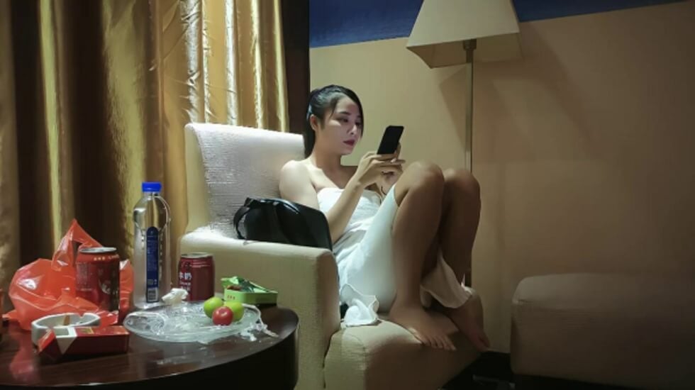 6YWS5bqXPGVtPuWkmjwvZW0+5ae/5Yq/54iG5pON5oCn5oSf5aSW5Zu05b6h5aeQ