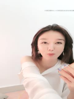 ZmFsbGVuYW5nZWzor7Hmg5FfMjAyMTAyMDk=