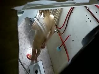 6Z2i5a6/6IiN5pyJ5Liq55S35Lq65aSp5aCC55qE57yd6ZqZ